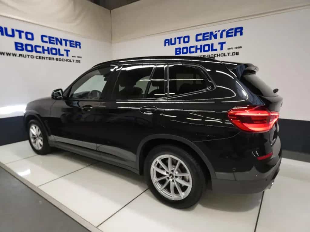 BMW X3 xDrive 20i Advantage AHK 02/2020-photo-16