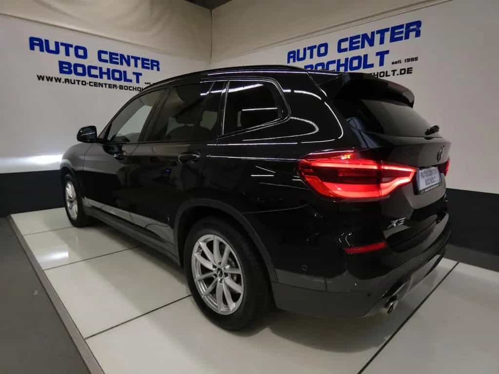 BMW X3 xDrive 20i Advantage AHK 02/2020-photo-17