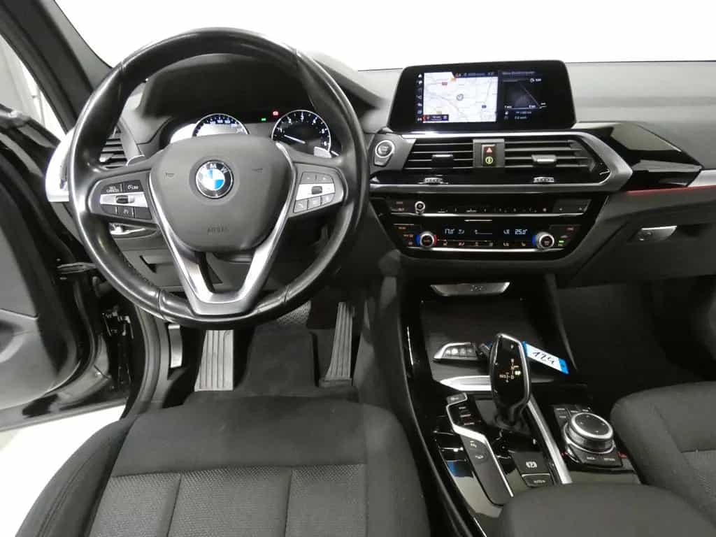 BMW X3 xDrive 20i Advantage AHK 02/2020-photo-19