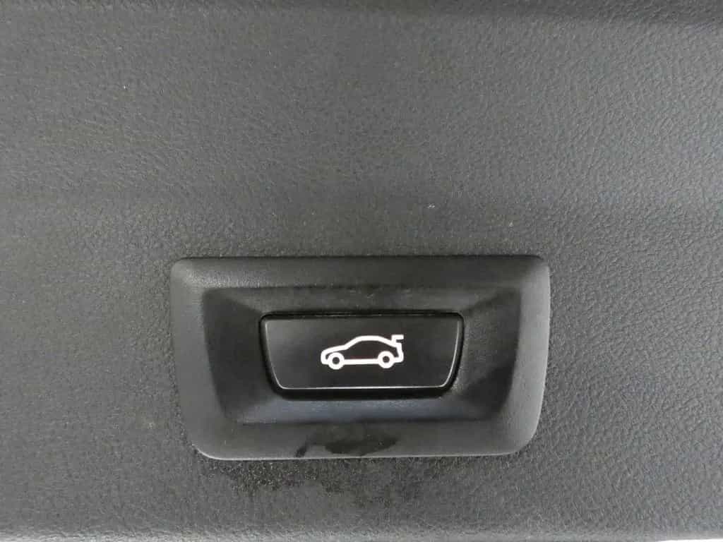 BMW X3 xDrive 20i Advantage AHK 02/2020-photo-31