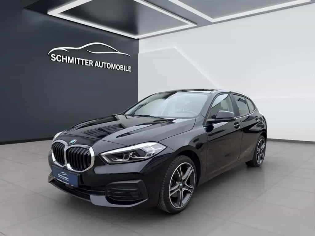 BMW 1 Series 118i  Limousine Automatik  Advantage 11/2022-photo-0