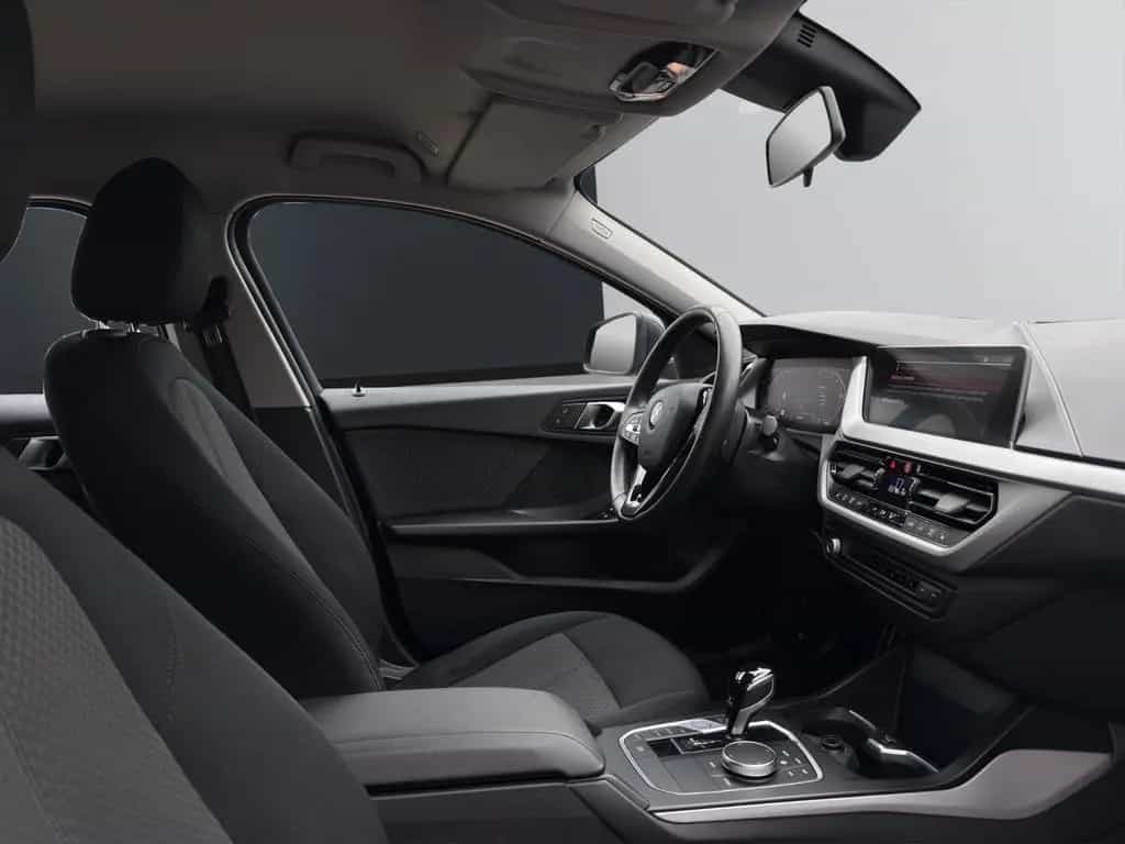 BMW 1 Series 118i  Limousine Automatik  Advantage 11/2022-photo-17
