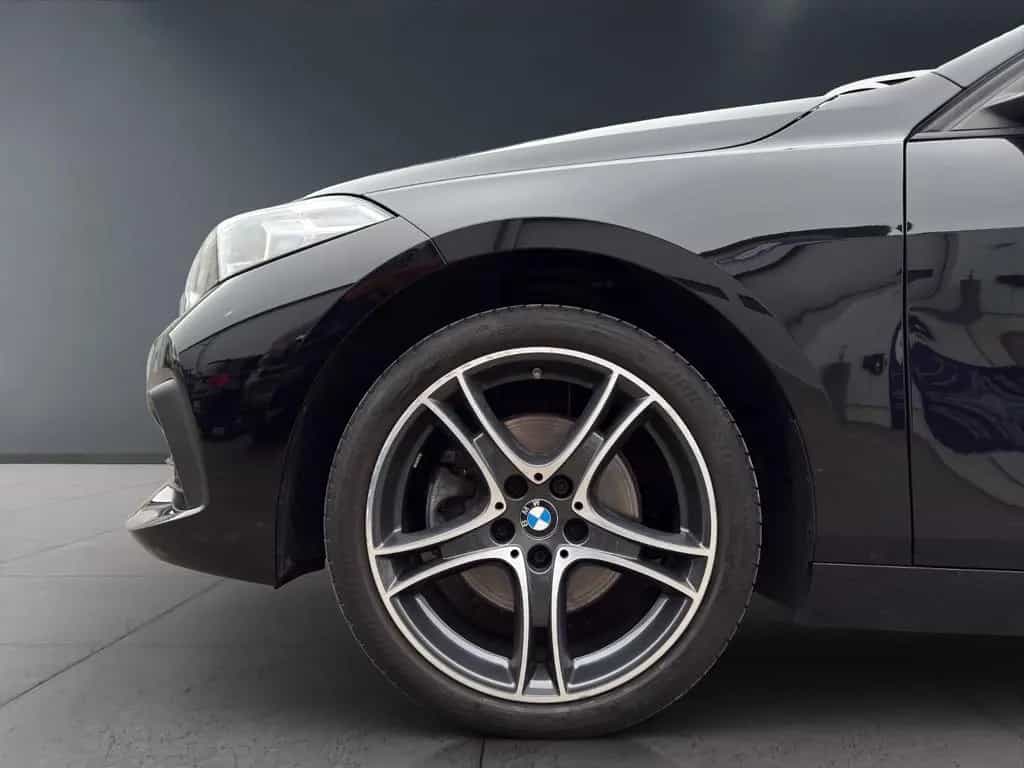 BMW 1 Series 118i  Limousine Automatik  Advantage 11/2022-photo-20
