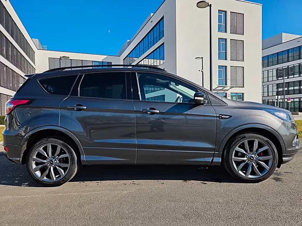 Ford Kuga ST-Line, Automatik, 60000KM, Zahnriemen Neu 01/2020-photo-4