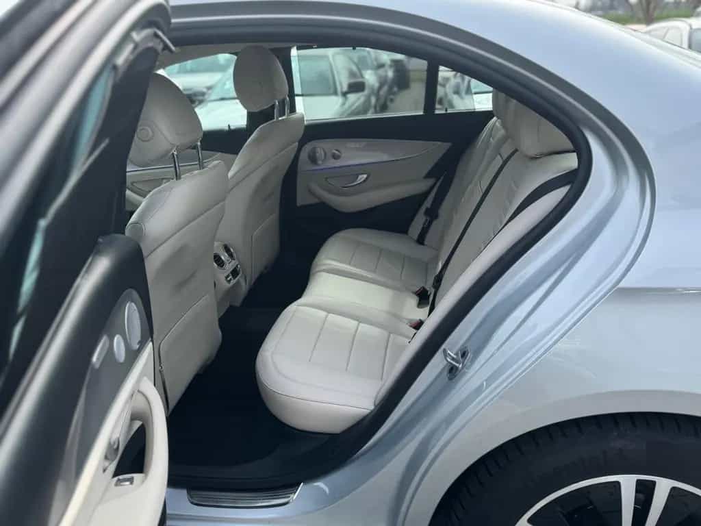 Mercedes-Benz E-Class 220 E Limousine E 220 d 4Matic*Burmester*Kamer 08/2019-photo-19