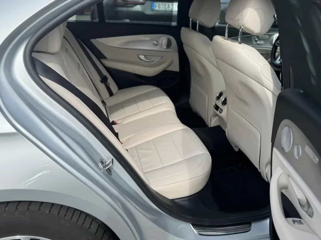 Mercedes-Benz E-Class 220 E Limousine E 220 d 4Matic*Burmester*Kamer 08/2019-photo-21