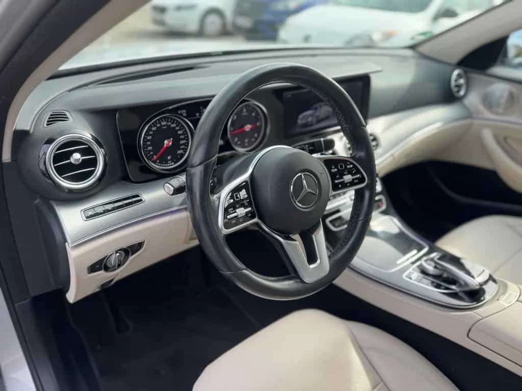 Mercedes-Benz E-Class 220 E Limousine E 220 d 4Matic*Burmester*Kamer 08/2019-photo-22