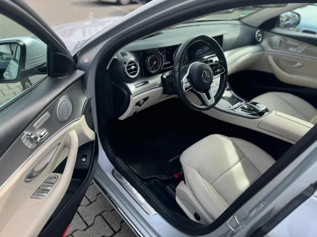 Mercedes-Benz E-Class 220 E Limousine E 220 d 4Matic*Burmester*Kamer 08/2019-photo-24