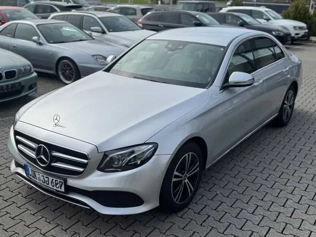 Mercedes-Benz E-Class 220 E Limousine E 220 d 4Matic*Burmester*Kamer 08/2019-photo-8