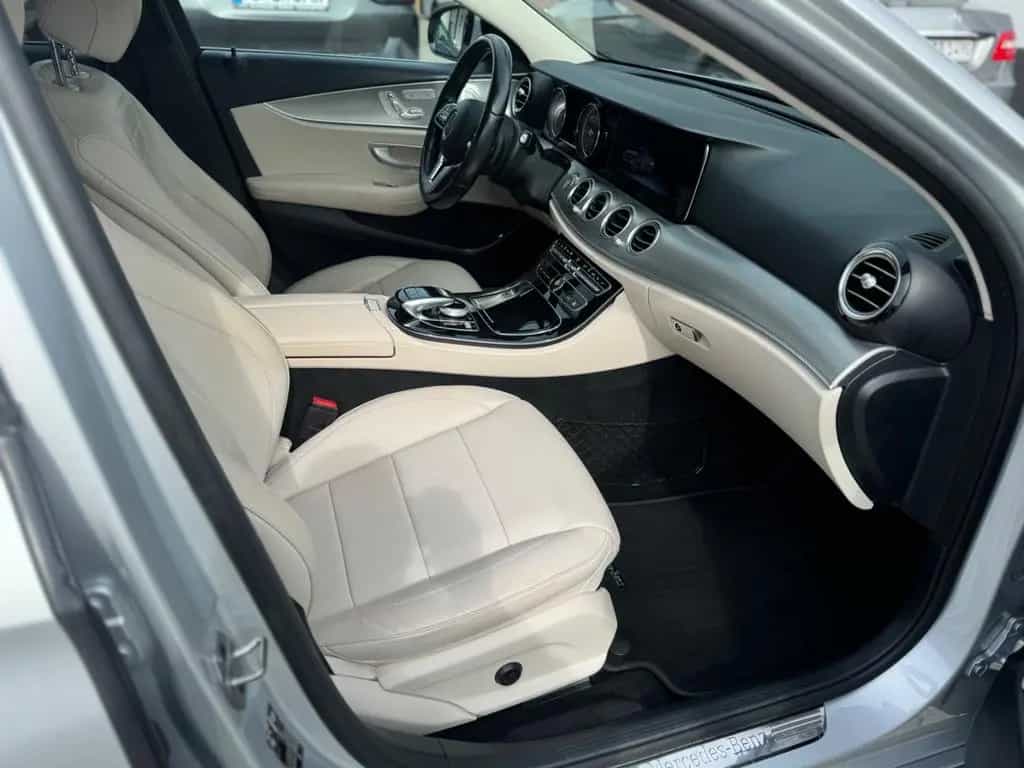Mercedes-Benz E-Class 220 E Limousine E 220 d 4Matic*Burmester*Kamer 08/2019-photo-9