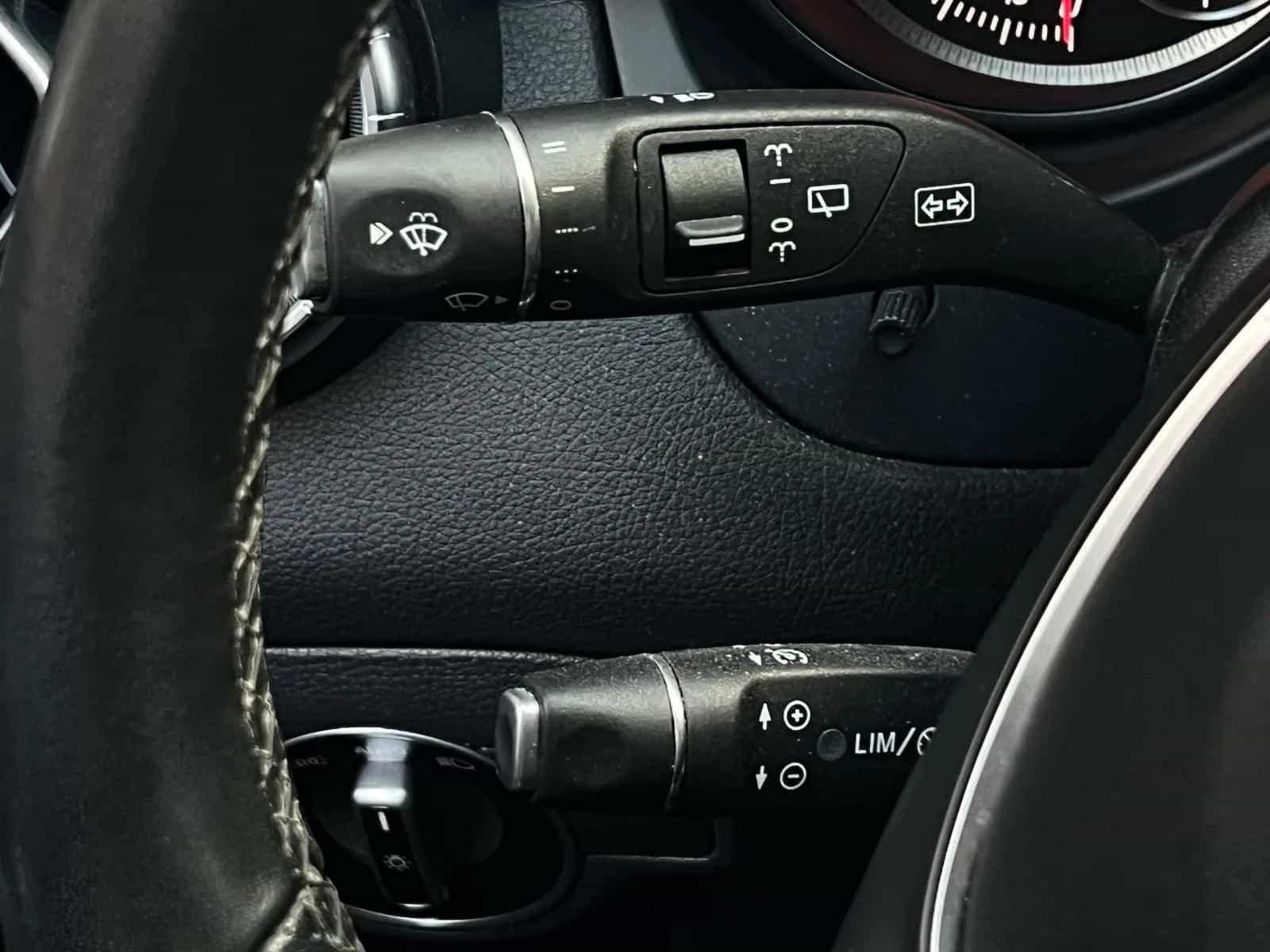 Mercedes-Benz CLA-Class 200 04/2019-photo-23