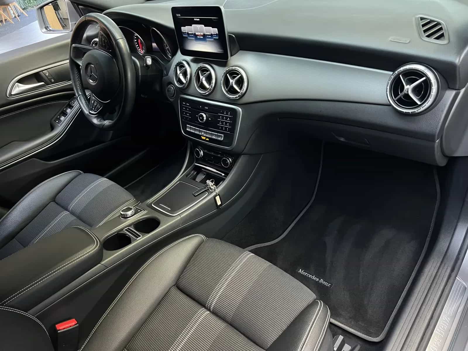 Mercedes-Benz CLA-Class 200 04/2019-photo-28