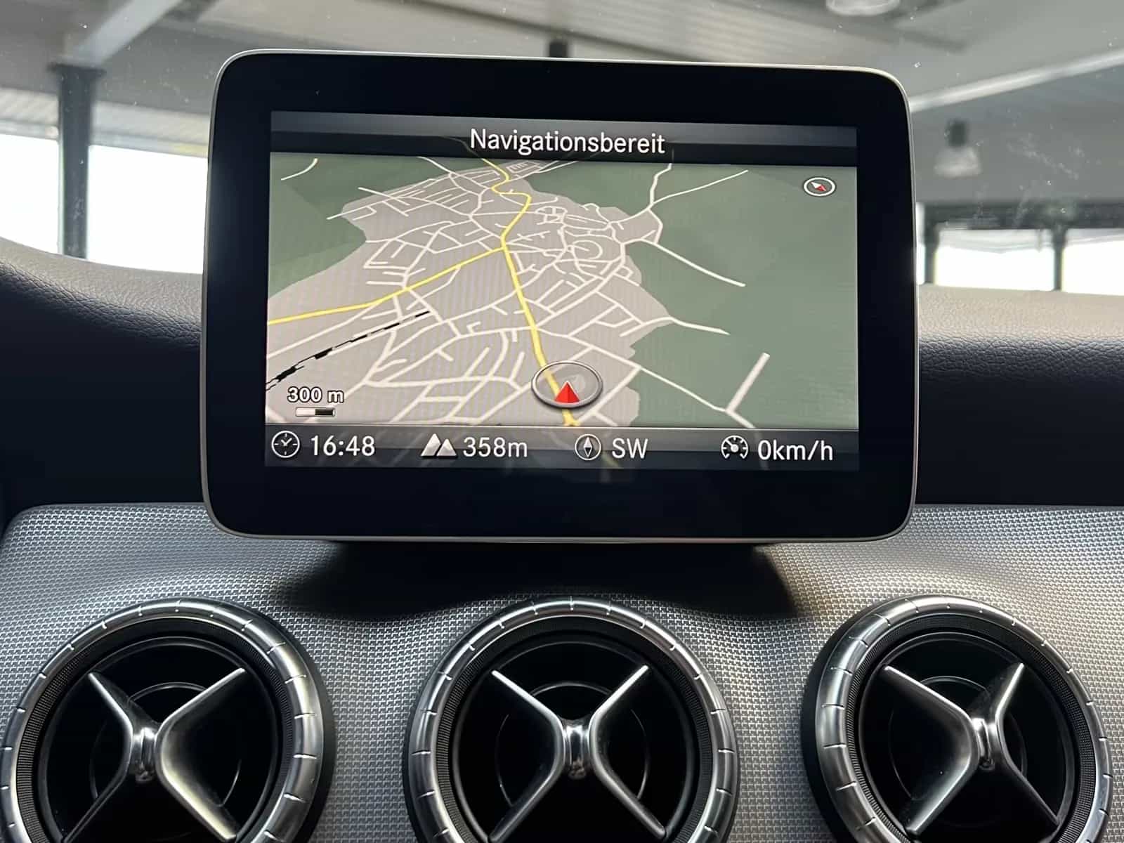 Mercedes-Benz CLA-Class 200 04/2019-photo-3