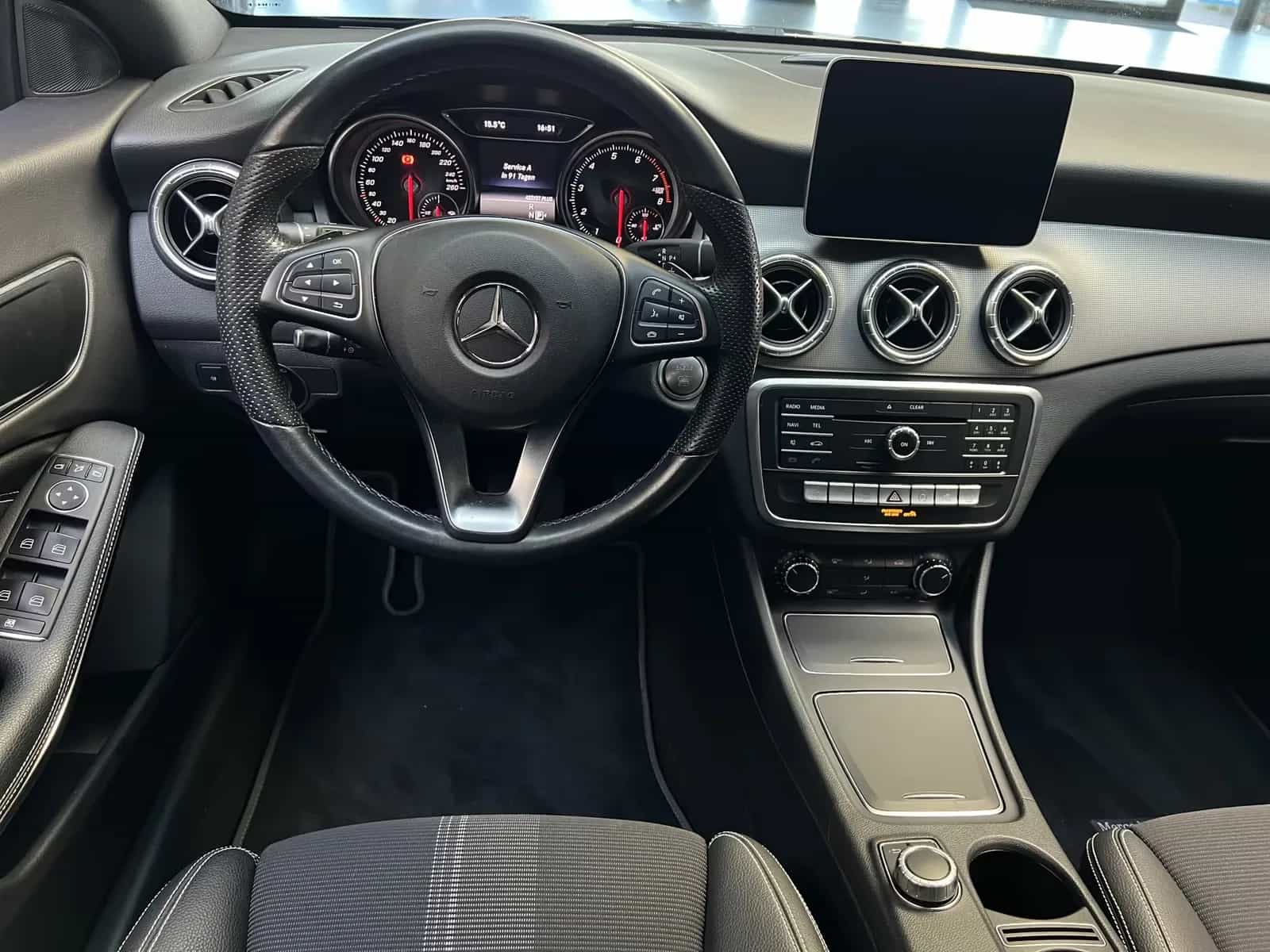 Mercedes-Benz CLA-Class 200 04/2019-photo-8