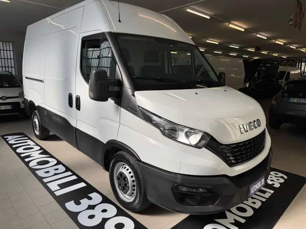 Iveco Daily 33S12V 2.3 HPT PM-TN Furgone 11/2020-photo-4