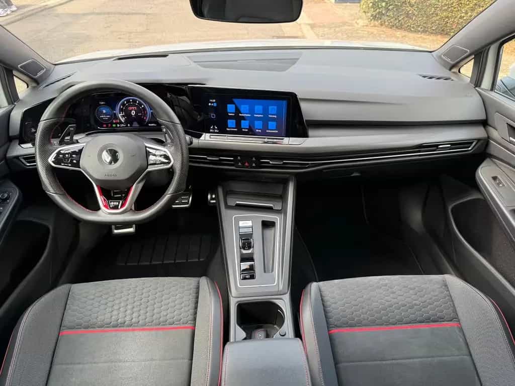 Volkswagen Golf 8 GTI Clubsport Pano HUD H&K DCC Voll 07/2021-photo-13