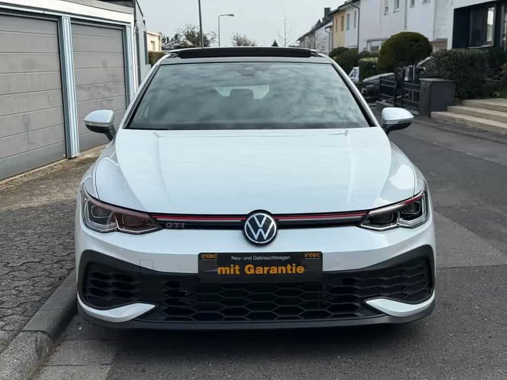 Volkswagen Golf 8 GTI Clubsport Pano HUD H&K DCC Voll 07/2021-photo-2