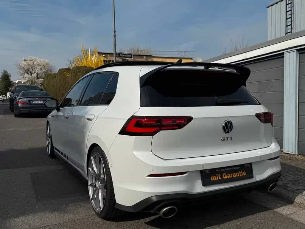 Volkswagen Golf 8 GTI Clubsport Pano HUD H&K DCC Voll 07/2021-photo-8