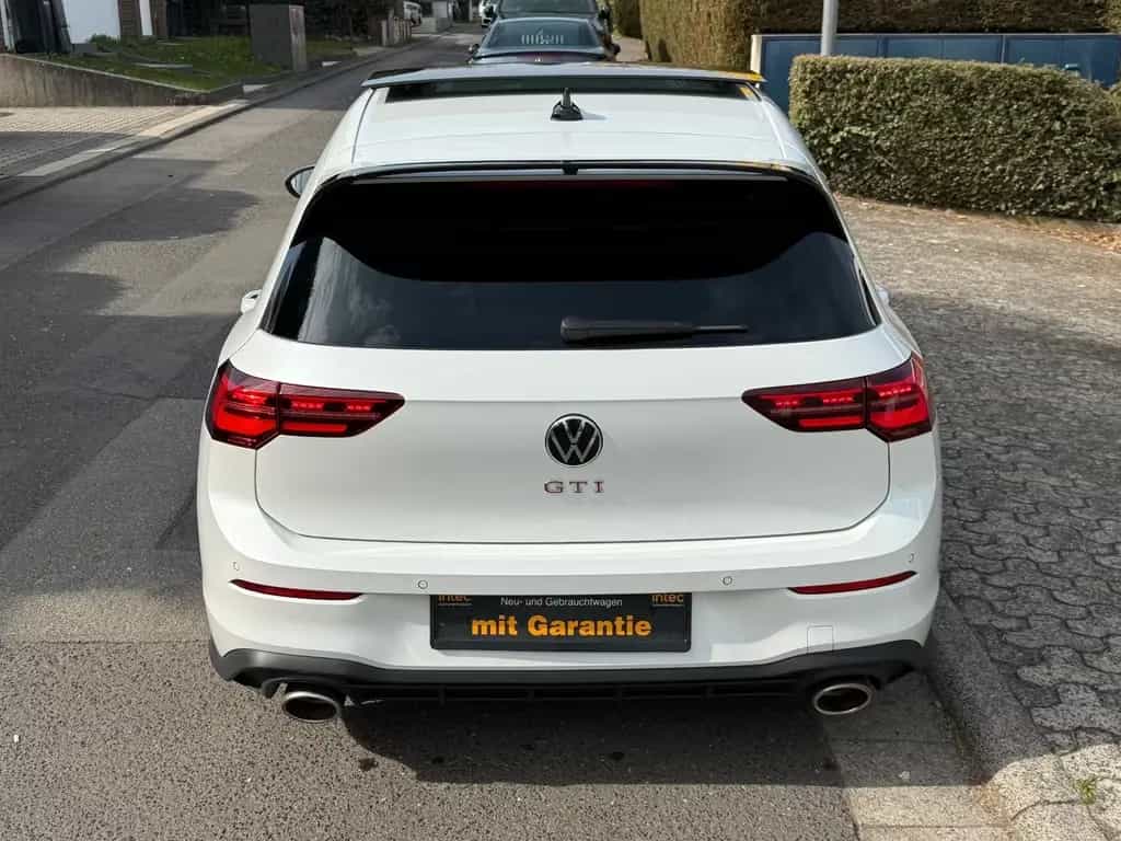 Volkswagen Golf 8 GTI Clubsport Pano HUD H&K DCC Voll 07/2021-photo-9