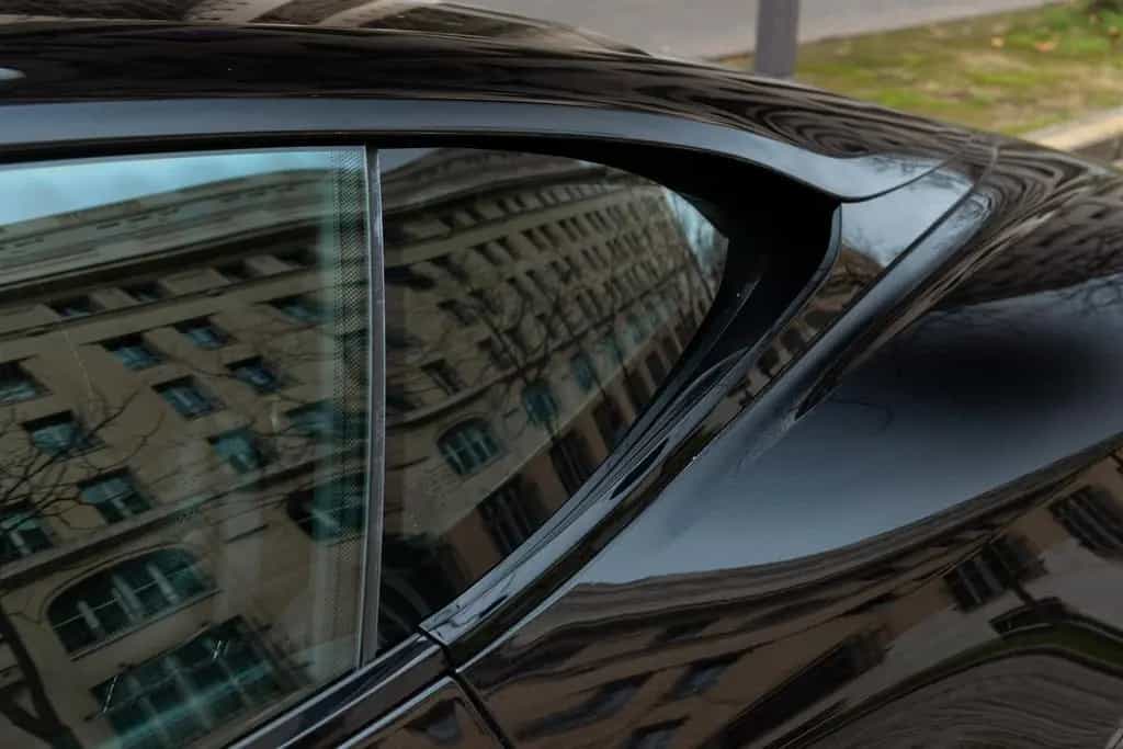 Aston Martin DB11 4.0 V8 08/2020-photo-39