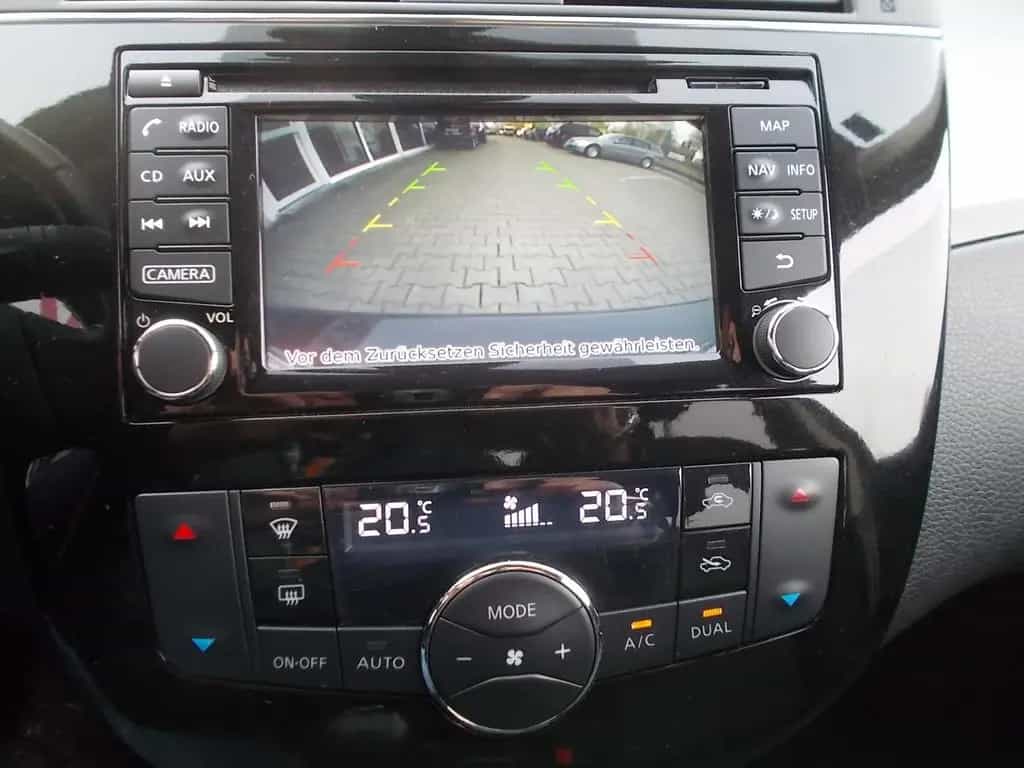 Nissan Pulsar Acenta Rückfahrkamera Navi 01/2018-photo-8