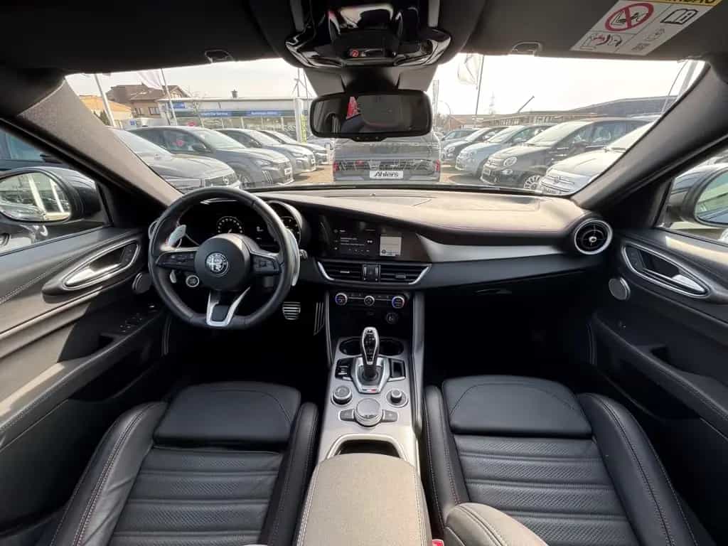Alfa Romeo Giulia Competizione+NAVI+HARMAN+LEDER+BREMBO+KAM 06/2023-photo-15