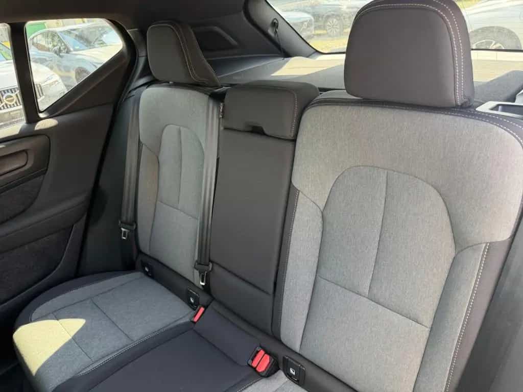 Volvo XC40 Plus Black Edition 2WD Digitales Cockpit Me 07/2025-photo-15