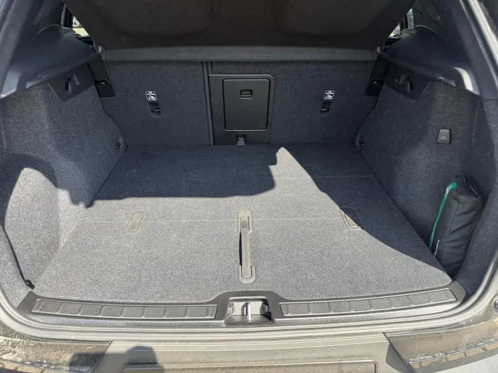 Volvo XC40 Plus Black Edition 2WD Digitales Cockpit Me 07/2025-photo-18