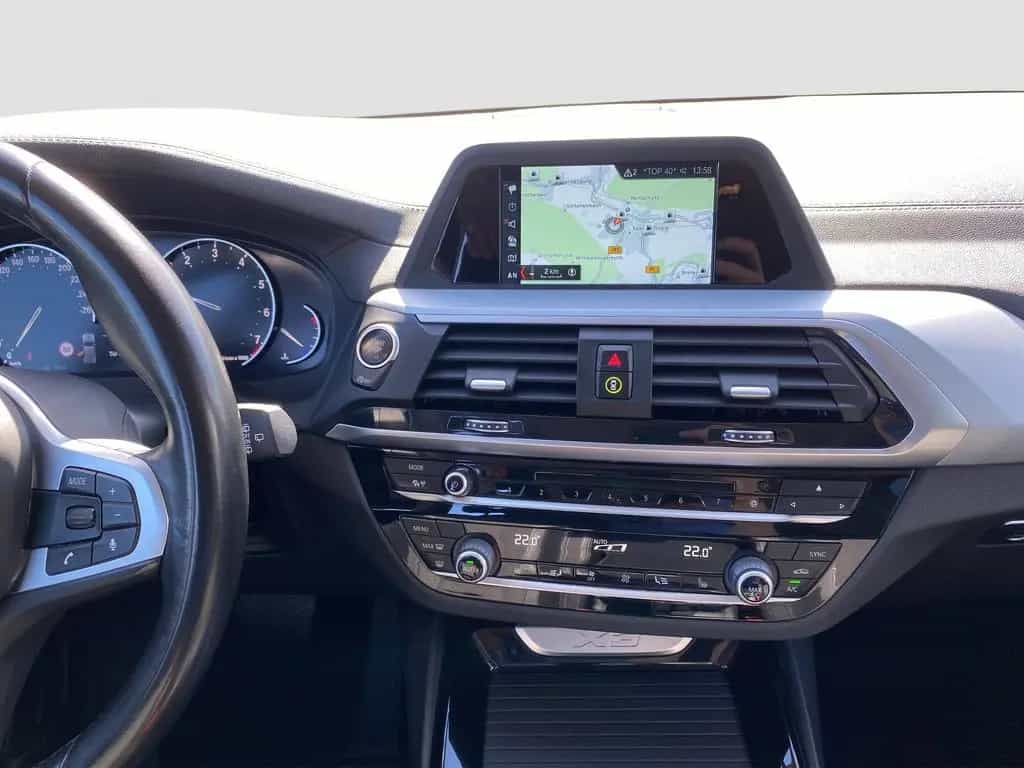 BMW X3 xDrive 30i Advantage LED DrvAss AHK Navi RFK 06/2019-photo-11