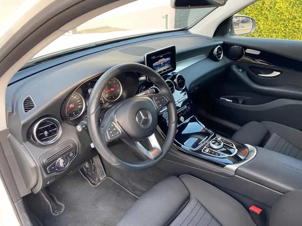 Mercedes-Benz GLC-Class 220 d 4Matic 08/2017-photo-6