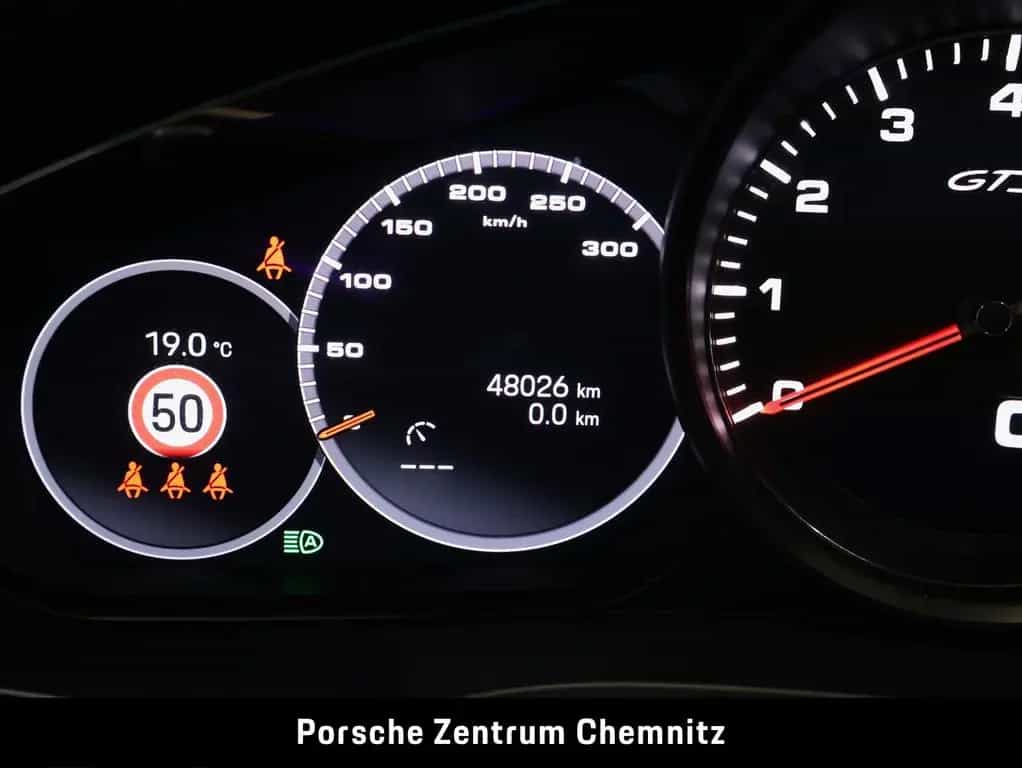 Porsche Cayenne GTS Head-Up;BOSE;Pano;ACC 04/2022-photo-19