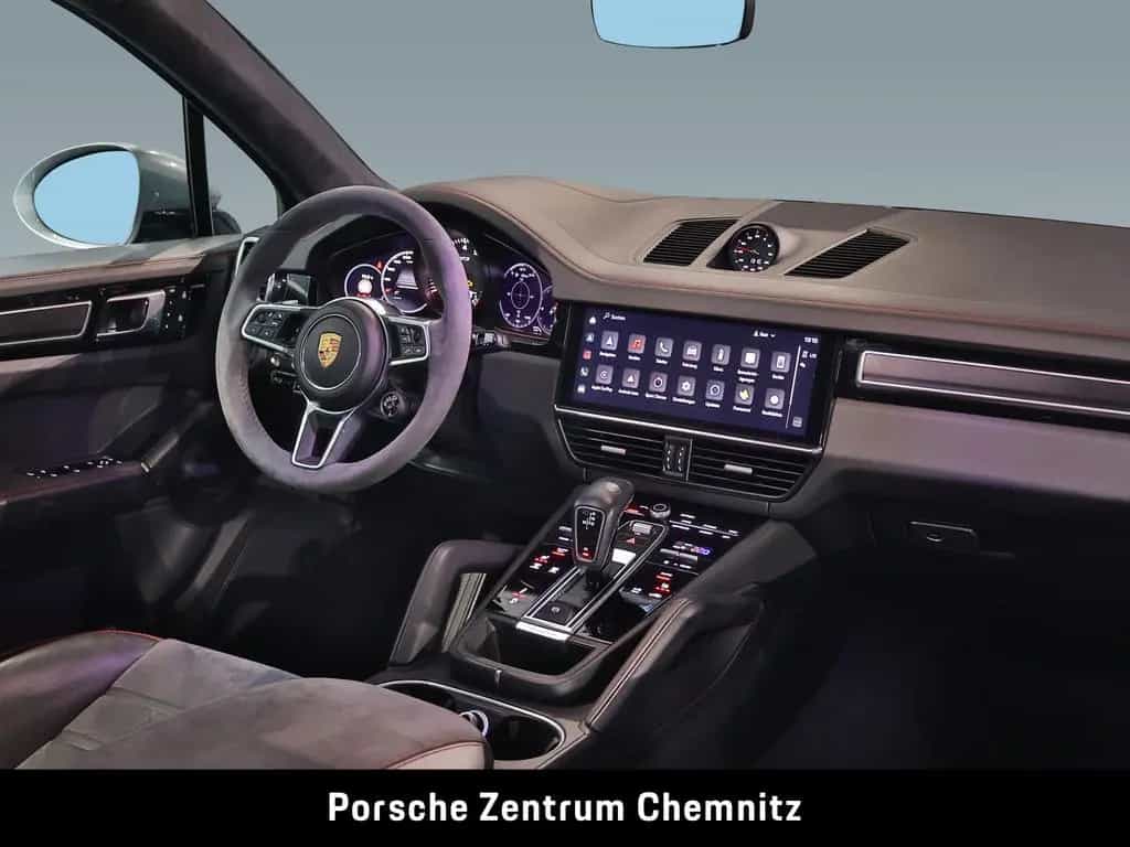 Porsche Cayenne GTS Head-Up;BOSE;Pano;ACC 04/2022-photo-20