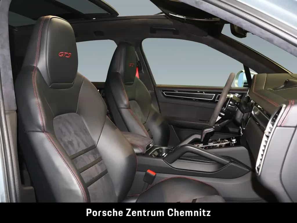 Porsche Cayenne GTS Head-Up;BOSE;Pano;ACC 04/2022-photo-21