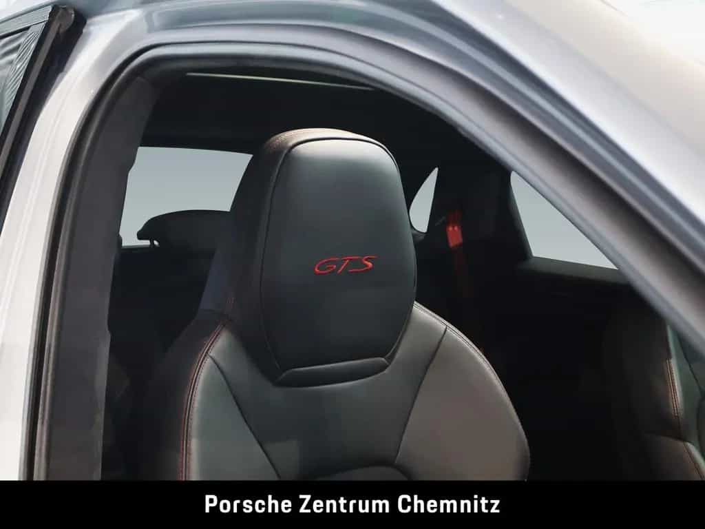 Porsche Cayenne GTS Head-Up;BOSE;Pano;ACC 04/2022-photo-22