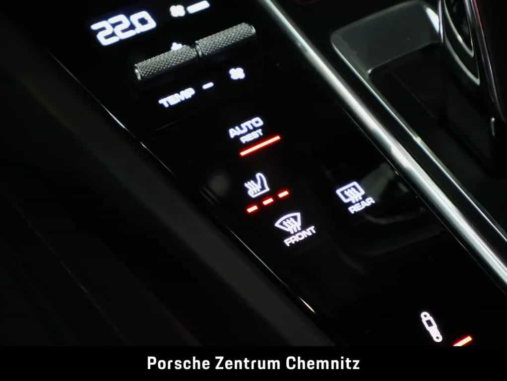 Porsche Cayenne GTS Head-Up;BOSE;Pano;ACC 04/2022-photo-28