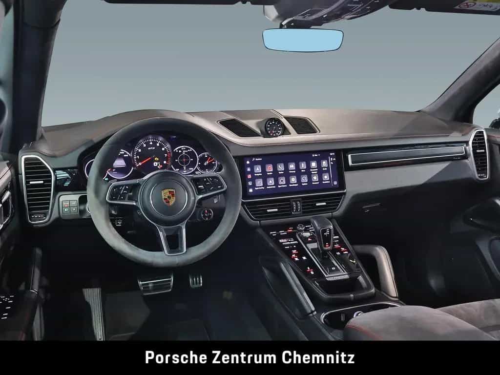 Porsche Cayenne GTS Head-Up;BOSE;Pano;ACC 04/2022-photo-6