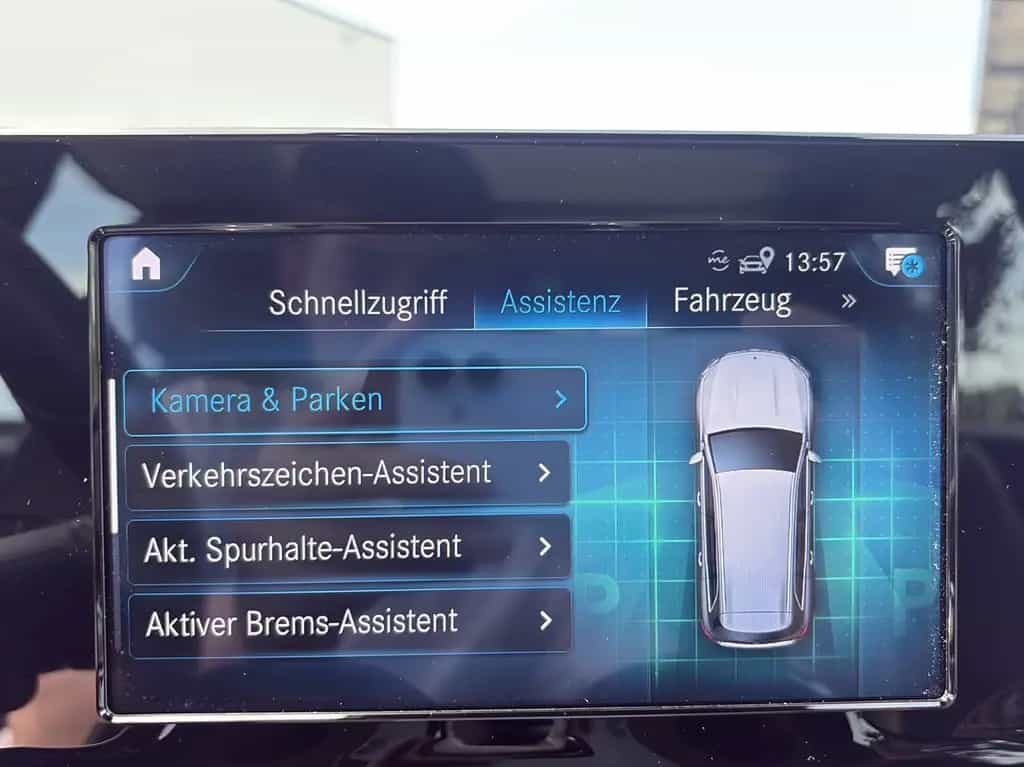 Mercedes-Benz GLB 200 d 7Sitz*Kamera*Pano*AHK*Mubeam*Distro*18 03/2023-photo-23