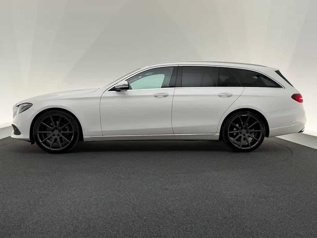 Mercedes-Benz E-Class 200 T 4M.*AVANTGARDE*MULTIBEAM-AHK-R.KAM-KESSY 09/2017-photo-3
