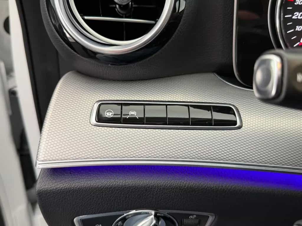 Mercedes-Benz E-Class 200 T 4M.*AVANTGARDE*MULTIBEAM-AHK-R.KAM-KESSY 09/2017-photo-36