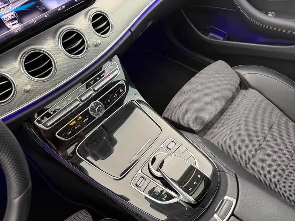 Mercedes-Benz E-Class 200 T 4M.*AVANTGARDE*MULTIBEAM-AHK-R.KAM-KESSY 09/2017-photo-47