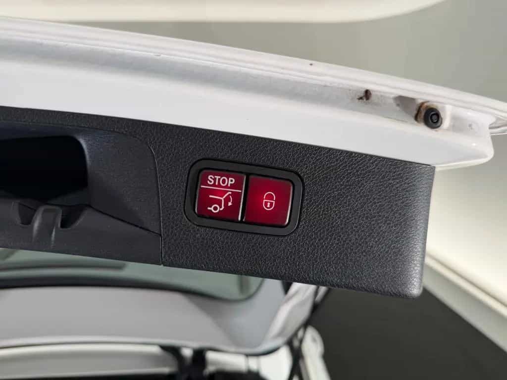 Mercedes-Benz E-Class 200 T 4M.*AVANTGARDE*MULTIBEAM-AHK-R.KAM-KESSY 09/2017-photo-9