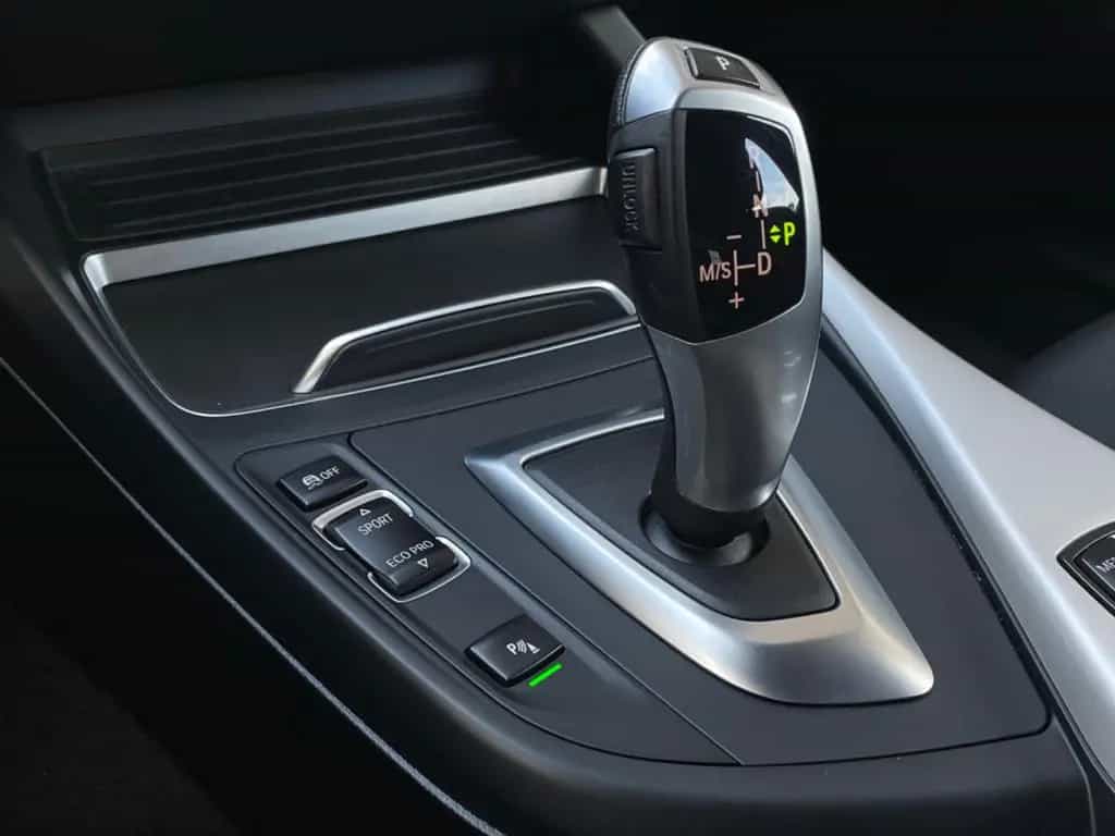 BMW 118 i Advantage 06/2018-photo-15