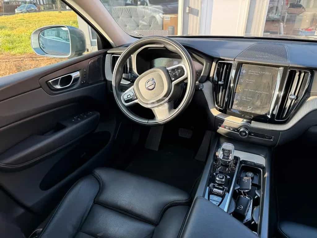 Volvo XC60 Inscription AWD;DIVERS ASSIST;AHK;1VORBES. 10/2020-photo-14