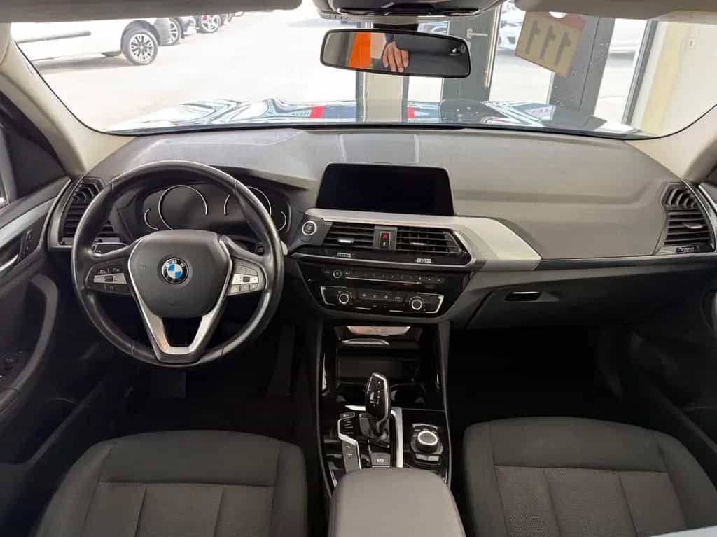 BMW X3 xDrive 20 d*Kamera*HU Neu 03/2021-photo-17