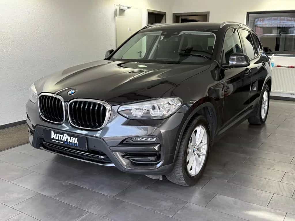 BMW X3 xDrive 20 d*Kamera*HU Neu 03/2021-photo-2