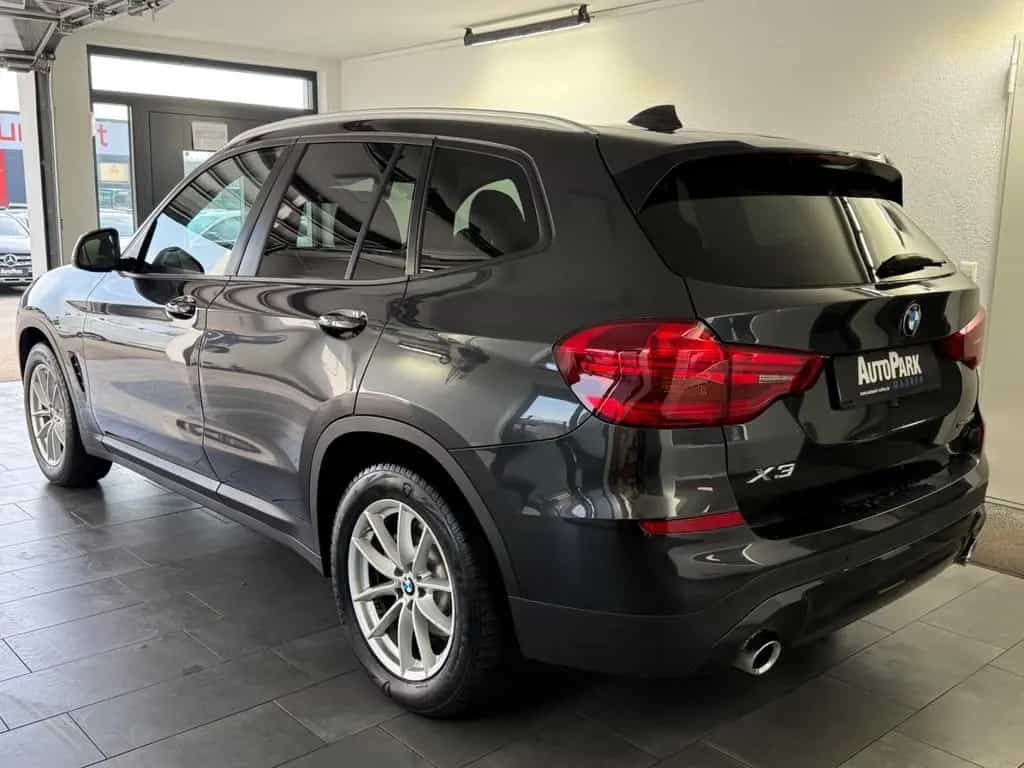 BMW X3 xDrive 20 d*Kamera*HU Neu 03/2021-photo-7