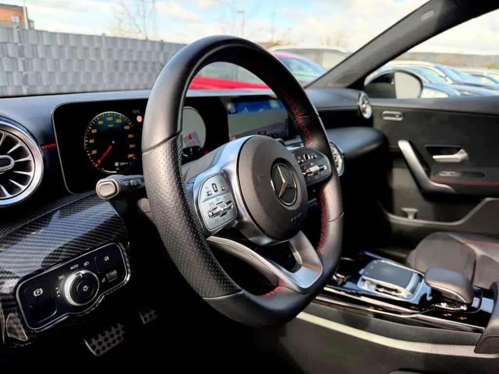 Mercedes-Benz A-Class 35 AMG 4Matic /NAVI/LED/CAM/GARANTIE/ 10/2019-photo-7