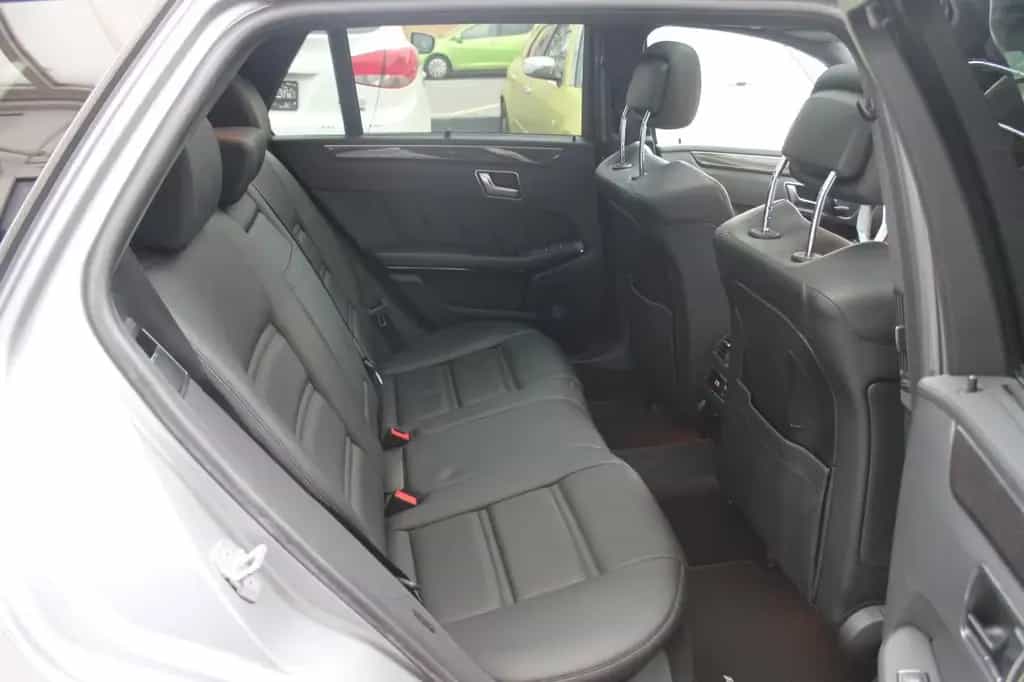 Mercedes-Benz E 63 AMG T Exklusiv Nachtsicht*Panorama*Distroni 11/2011-photo-10