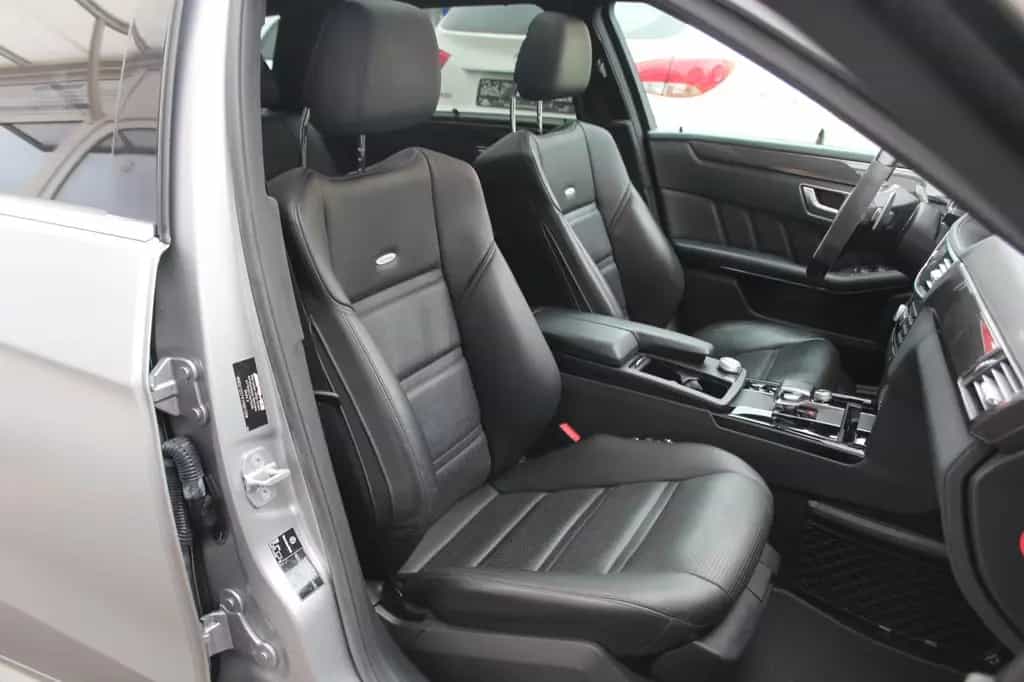 Mercedes-Benz E 63 AMG T Exklusiv Nachtsicht*Panorama*Distroni 11/2011-photo-12