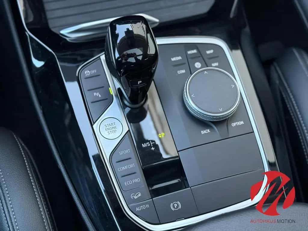 BMW X3 xDrive 30 d PANO NAVI KAMERA LED  Keyless 10/2022-photo-32